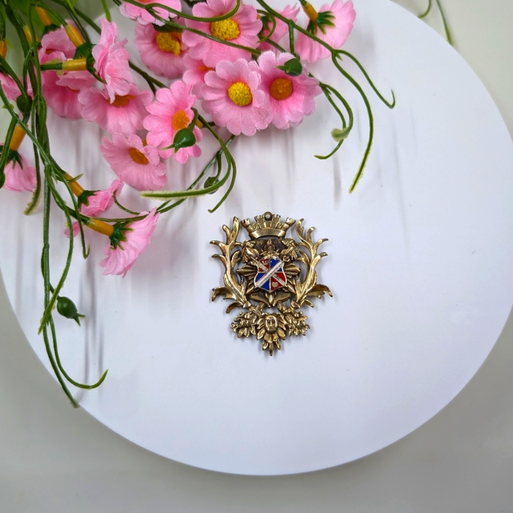 Antique Victorian Era Figurative Heraldic Shield Crest Coat Of Arms Pendant